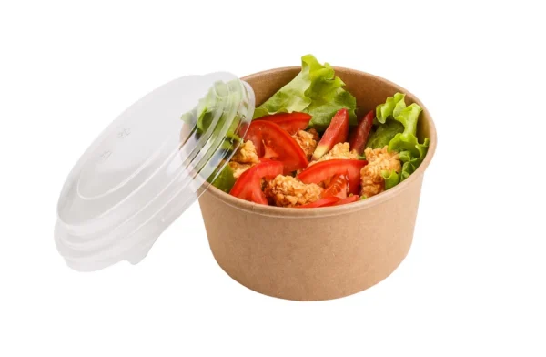 Kartongist salatikarp kaanega 1120 ml salatiga — take-away lahendus restoranidele